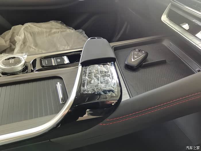 unit的感应伸缩门把手,好看更上档次!