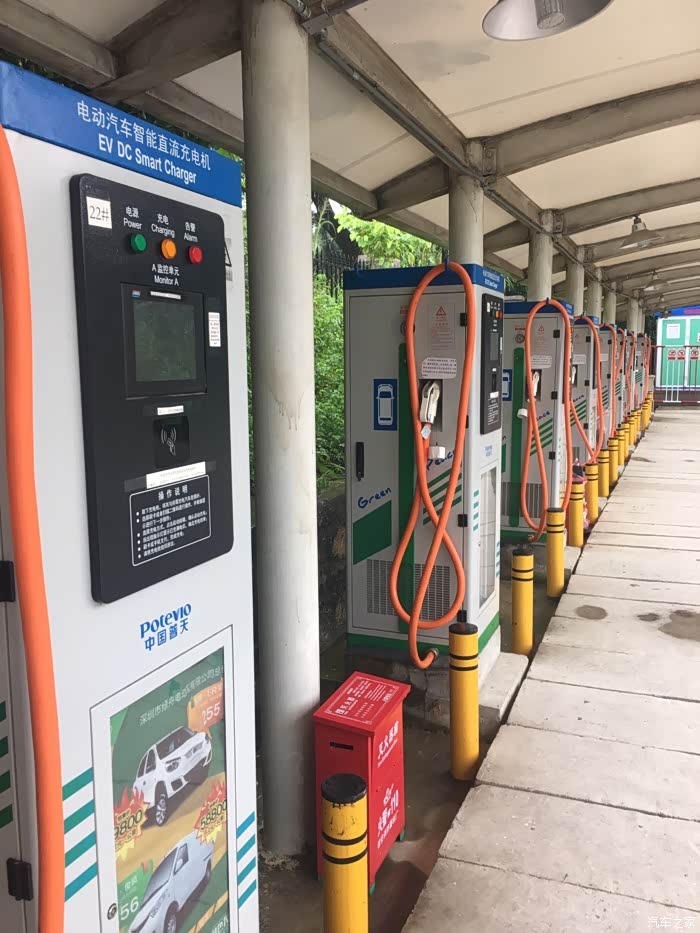 2017款e5能在普天的45kw的充电桩充电吗?