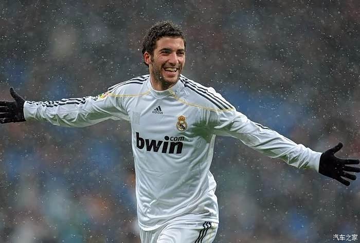 【图】阿根廷小烟枪---伊瓜因_足球论坛