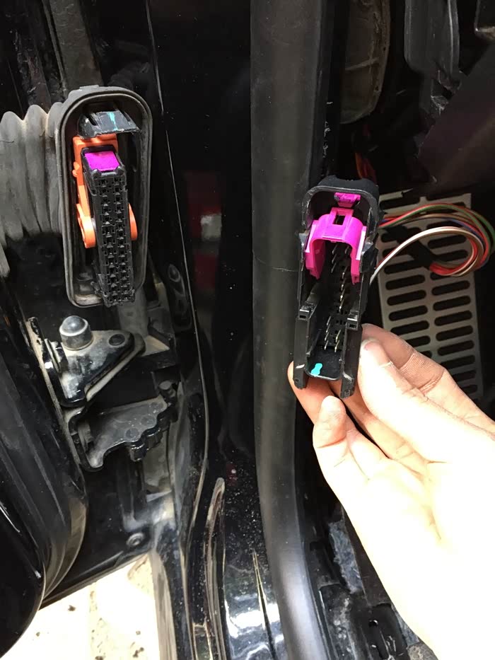 新迈腾b7l加装原厂led门槛灯