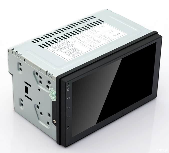 加装的7寸车机可以利用原车摄像头吗?