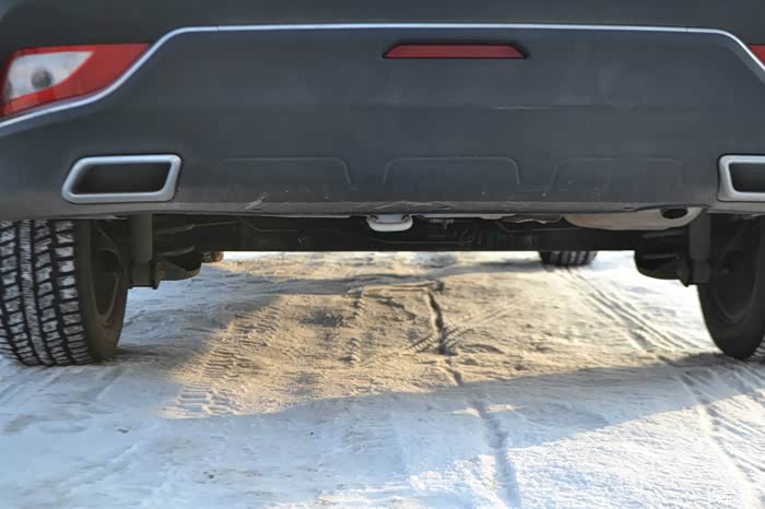 【公子】西风多少恨,吹不散眉弯~冰雪路面极地测试