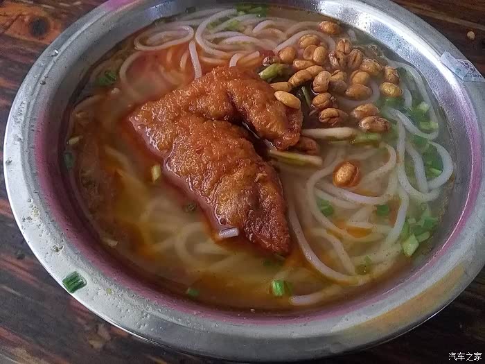 【舌尖上的柳州】寻一碗地道的猪脚粉