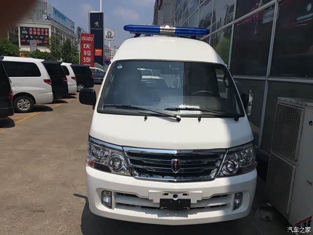 金杯特种车,上路交警都要让道