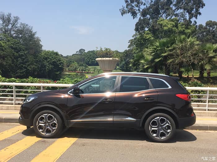 科雷嘉什么颜色比较好看,显档次