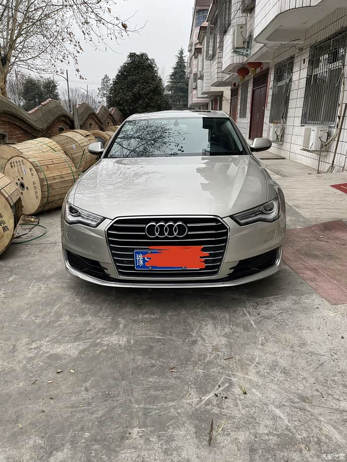 出一台20168月上牌精品车况白金色a6l