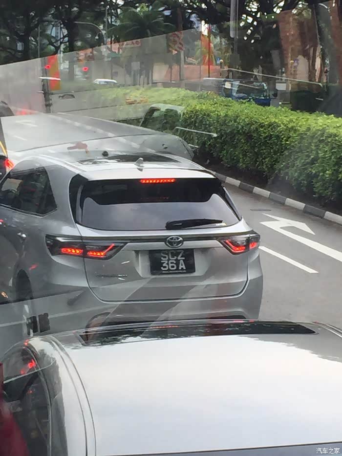 新加坡丰田车好多