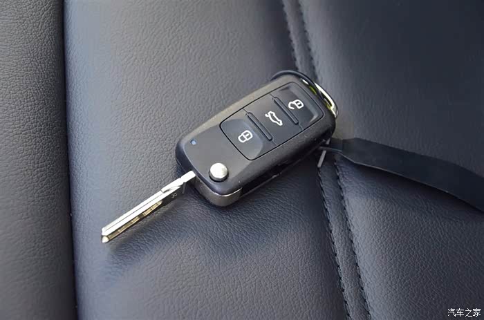 爱车—全新帕萨特