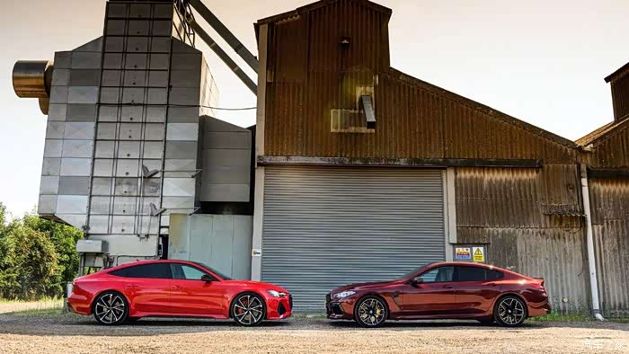 宝马m8 vs 奥迪rs7,你站谁,为什么?