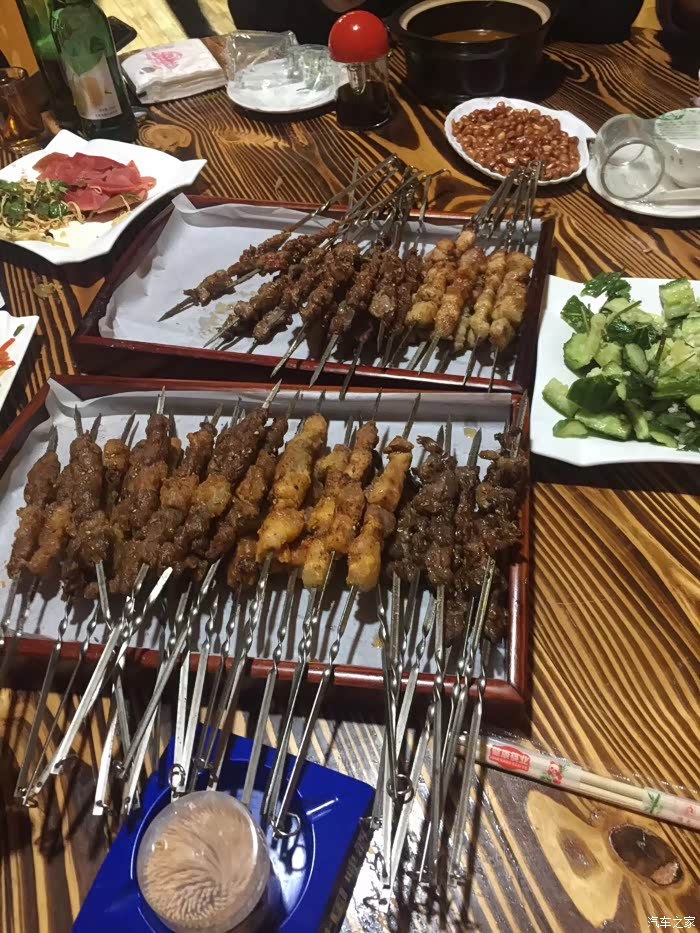 【黑龙江哈弗h7车友会】元旦节日欢乐多 哥们姐妹坐一桌