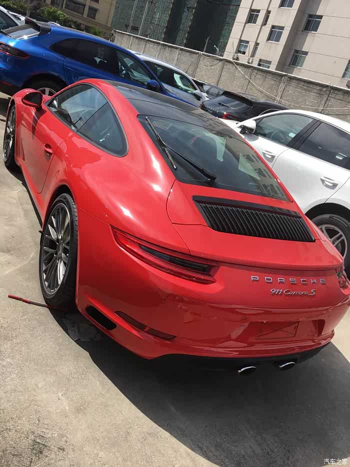 【图】911红色现车!_保时捷911论坛_汽车之家论坛