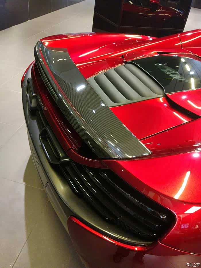 最特别的颜色火山红