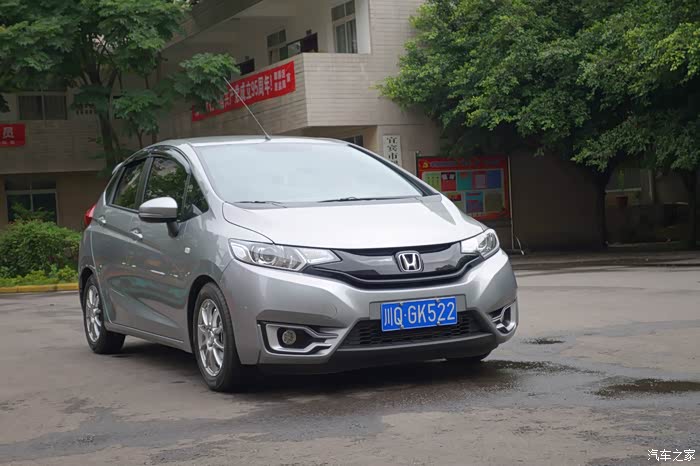 国产最便宜本田汽车gk5mt星光银交作业