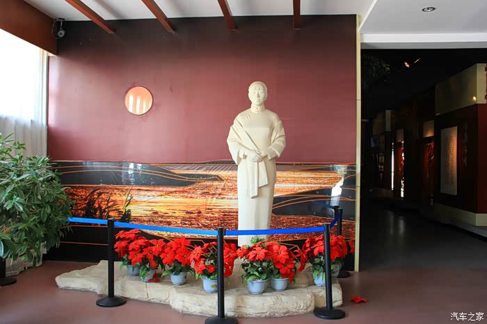 呼兰一日游参观萧红纪念馆