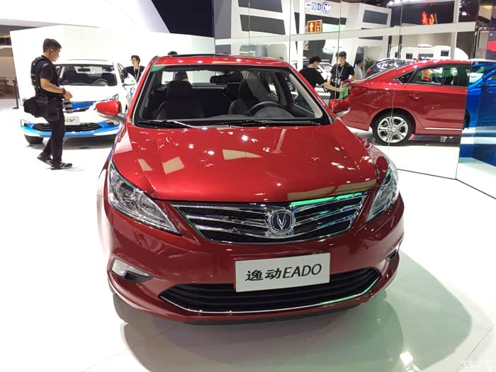 直播结束全新小型suv长安cs15广州车展首发亮相