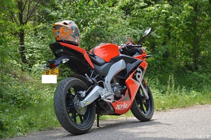 闲来无事小跑南郭寺阿普利亚gpr125单反写真高清大图