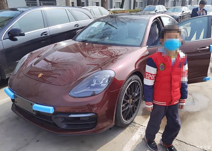 21款车厘子红提车