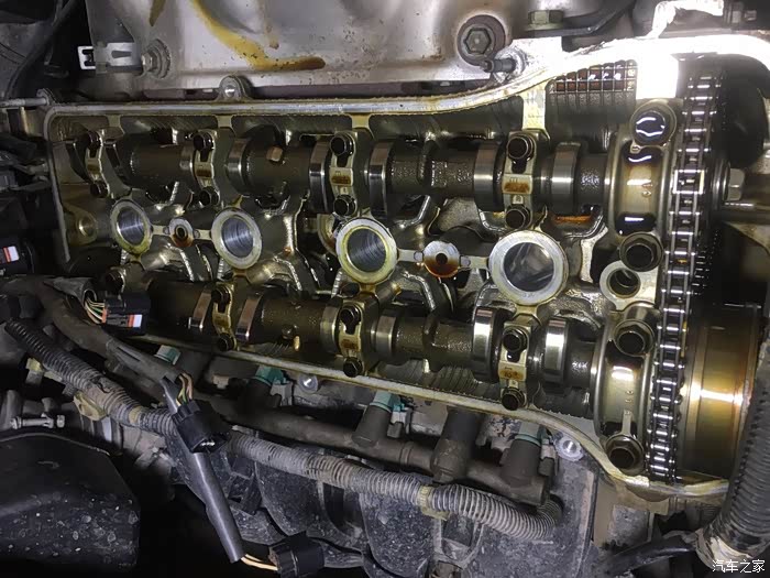 经典6代240g更换气门室盖垫