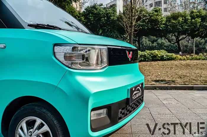 我的五菱宏光miniev刚贴的改色膜来交作业