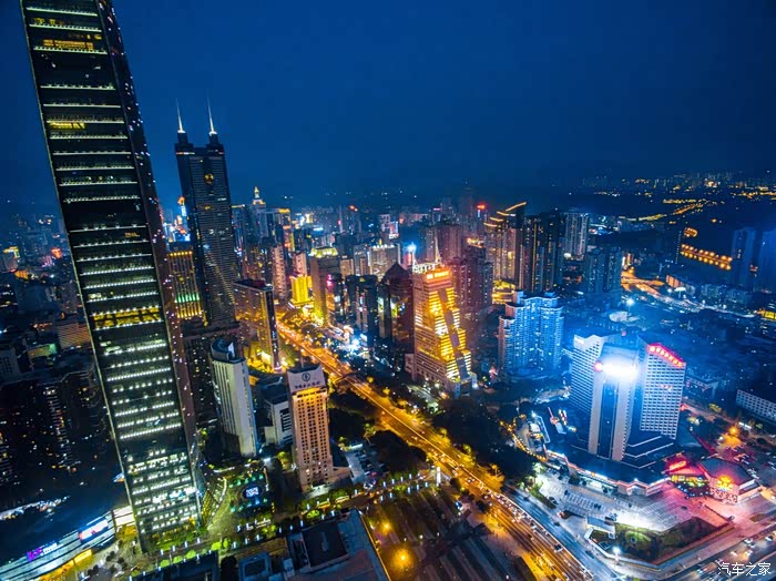 登记前最后一次航拍深圳市区俯瞰高楼