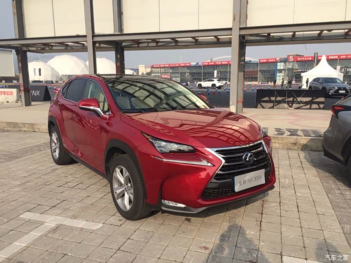 【图】有人买酒红色200t了吗?求生活照!_雷克萨斯nx论坛_汽车之家论坛