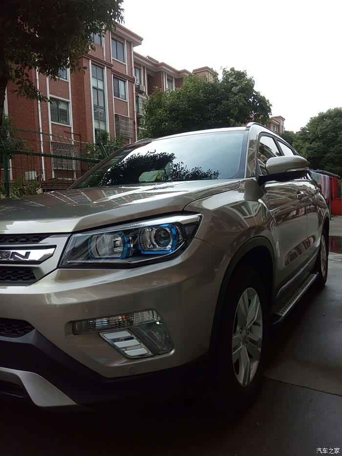 无锡cs75车友会展示闪光钛金灰