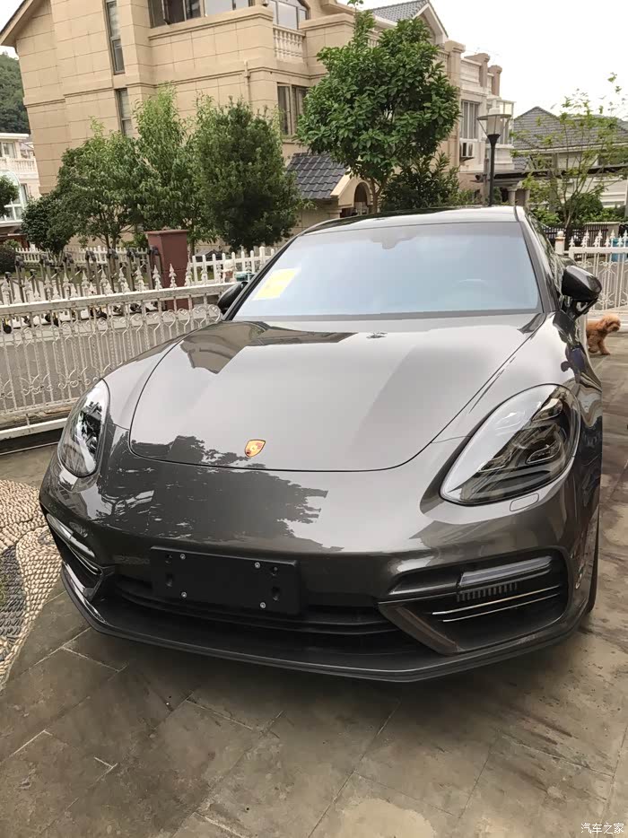 秀一下老公送我的礼物玛瑙灰panameraturbo