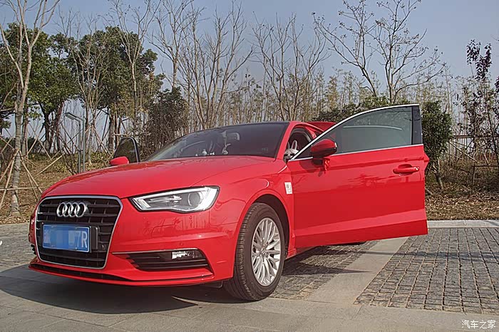 红色a3 三厢版领英提车二月 亲爱的小红so漂亮so漂亮漂亮亮~_奥迪a3