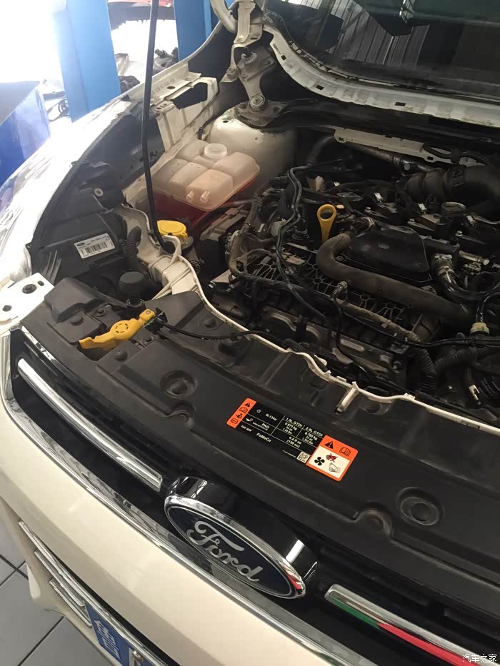 福特翼虎更换水泵!漏无止境