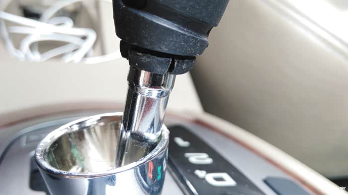 06年的凯越档把头如何拆?