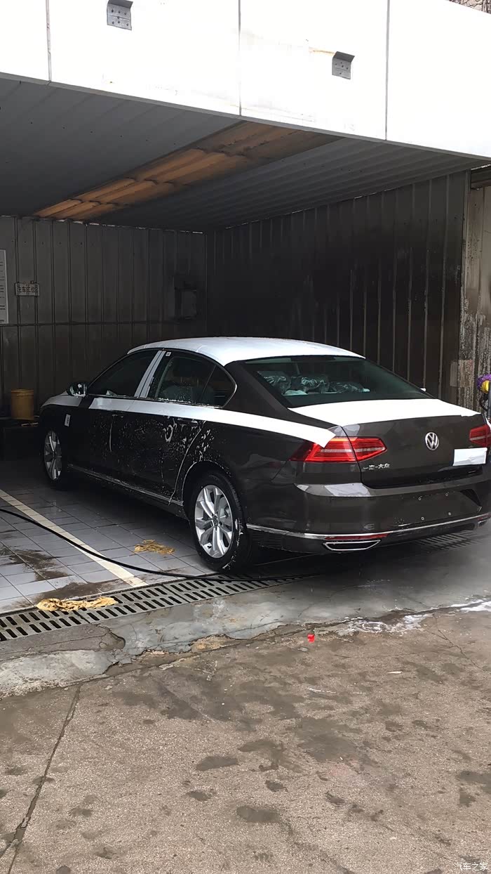 18款迈腾 橡木棕.2017年11月22号订的车,18年1月9日提车