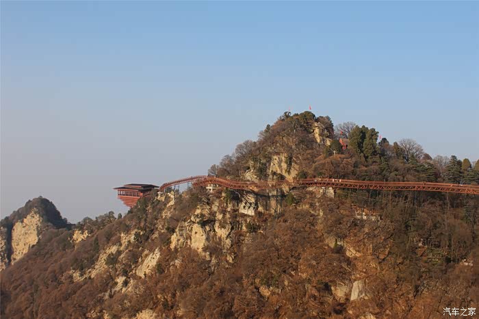 大年初一祈福迎新 登高少华山潜龙寺