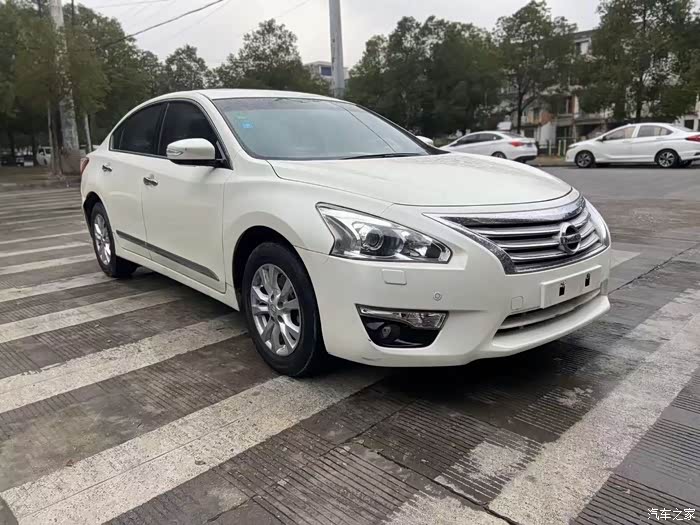 尼桑天籁14款