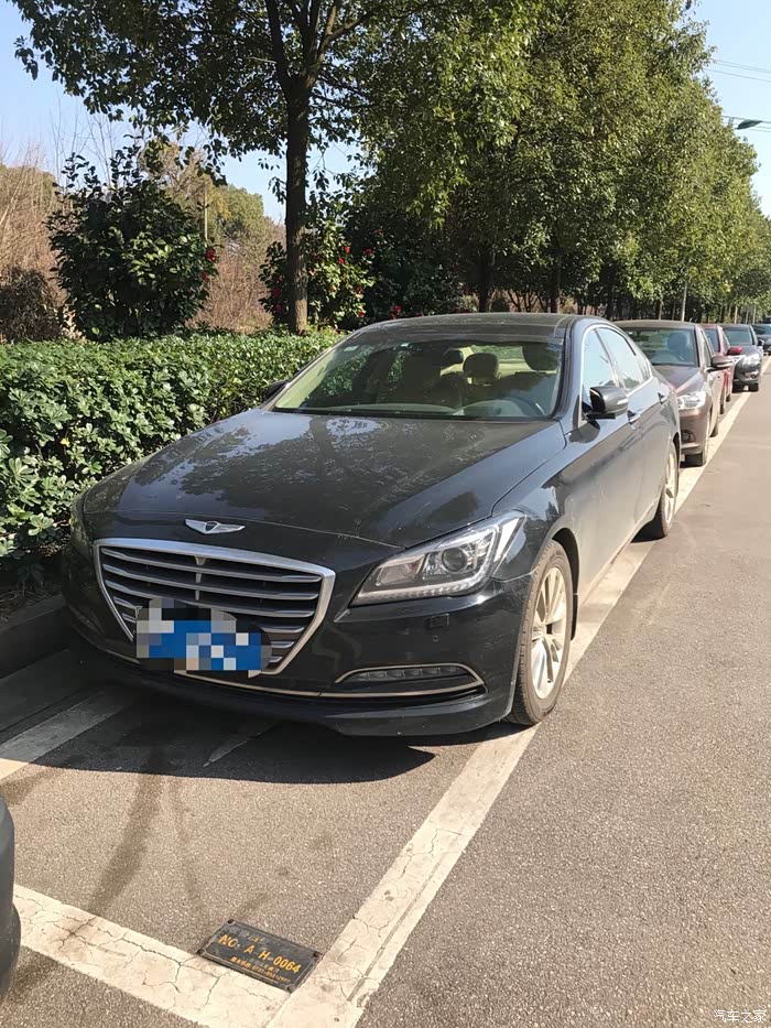 难得看到一台老款的捷恩斯