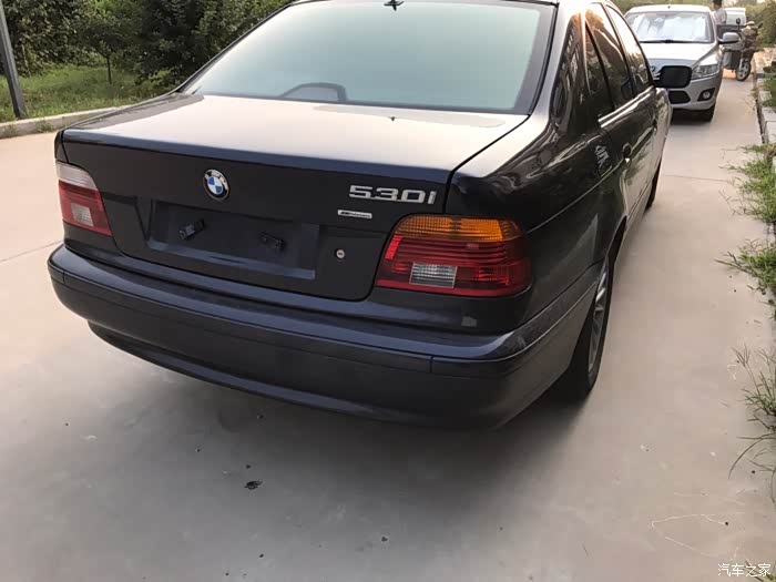 02年经典宝马530i