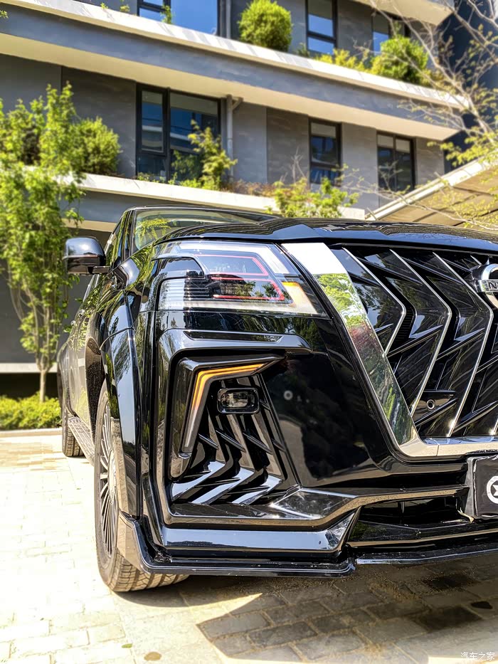 途乐黑鹰包围来了老款新款均可升级