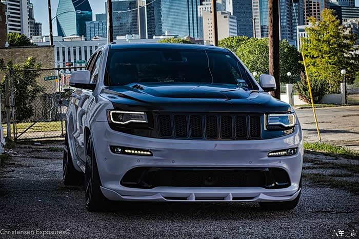 jeepgrandcherokeesrt8改装图欣赏