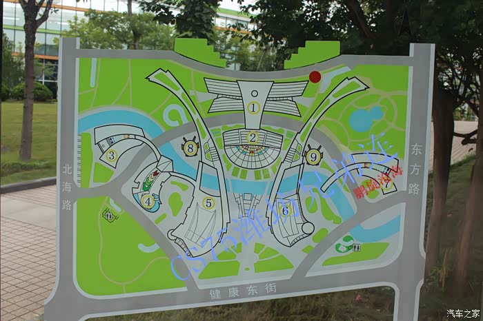 山东潍坊鹏旋沧海旅游之潍坊市府广场游记2