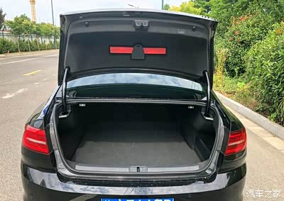 迈腾b8购车两年,顺便换胎讲讲心得