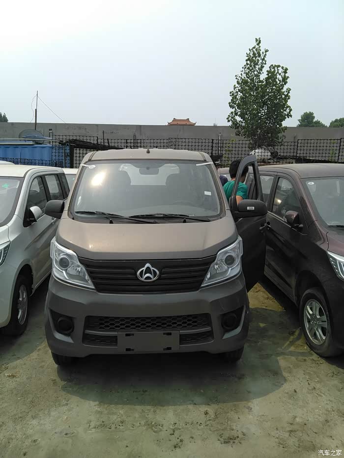 今天购买了新长安之星sc6406方向盘都是偏左2公分这是为毛