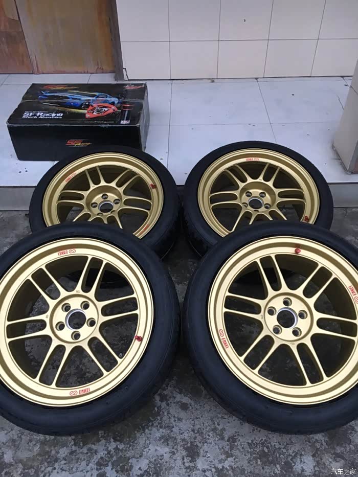 出售18寸enkeirpf1轮毂