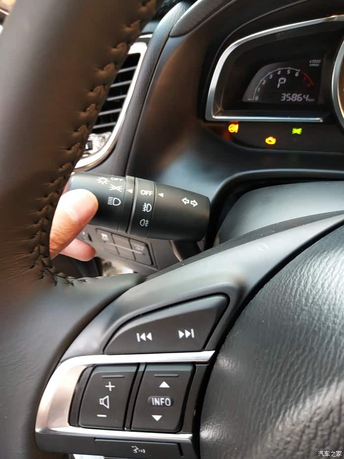 开小灯 导航会区 那个师懂 定速巡航的客服发信息不理人了