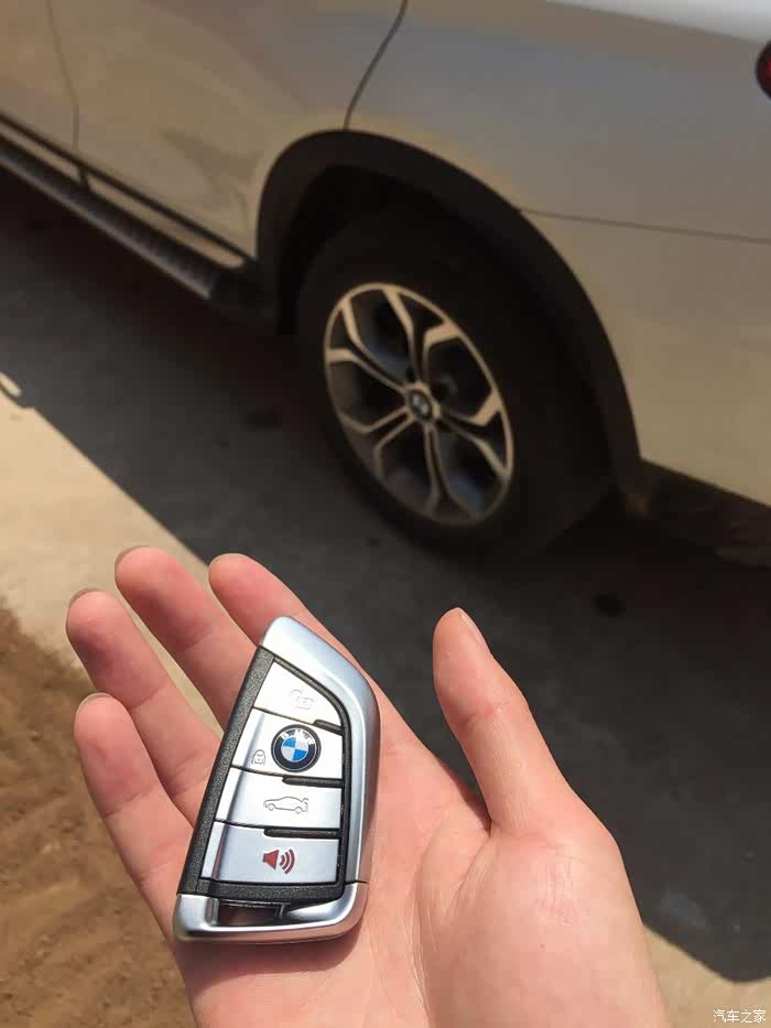 宝马x4改刀锋钥匙艰辛与真假鉴别