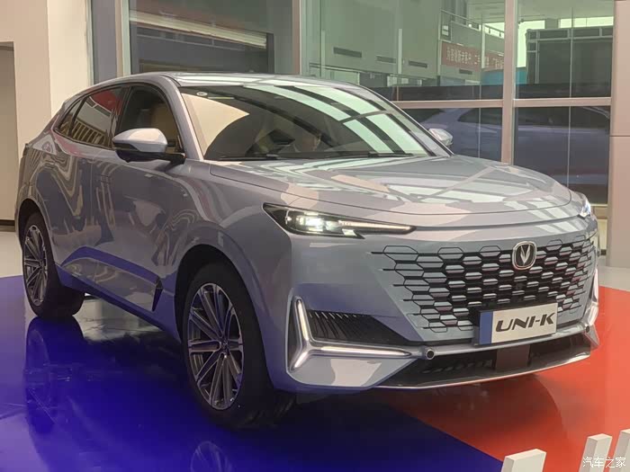 2021年最令人心动的国产网红车长安unik