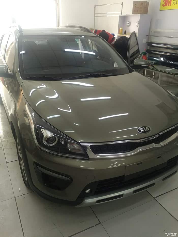 哪个4s店有卖摩卡米色的?