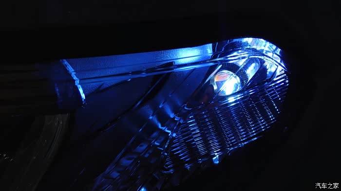 转向灯改日行灯