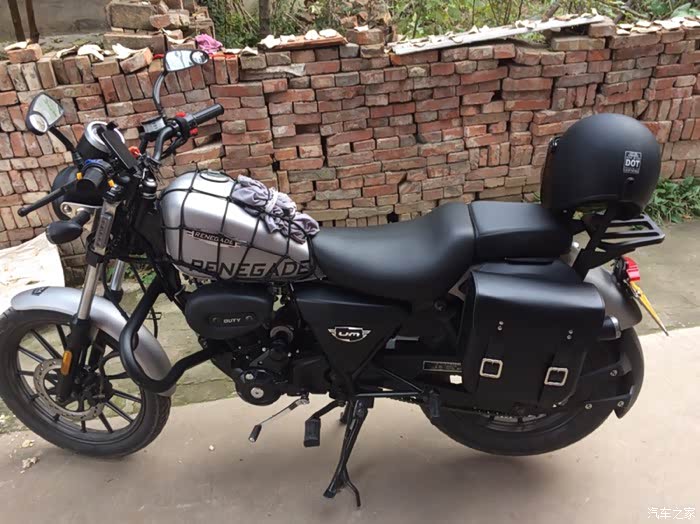 好友们本人想买一辆摩托车大架的可以旅行的马力够用就行