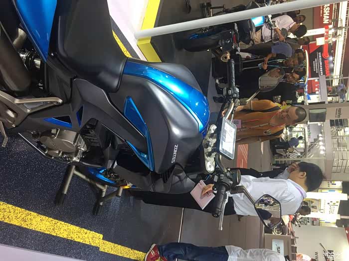 绅士310全新街车