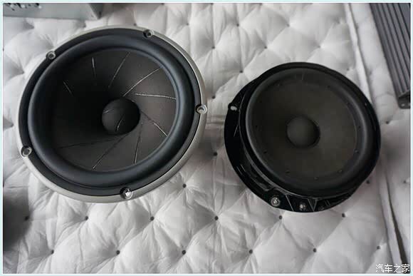 西瓜皮两分频汽车音响