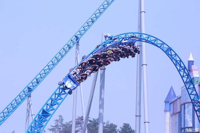 蓝火之战过山车——刺激!